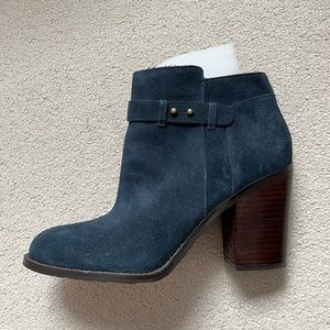Sole Society blue suede booties